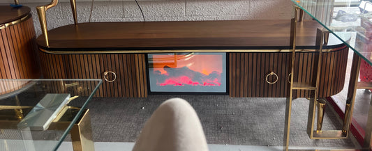 Mesa de TV con chimenea digital - MADERA