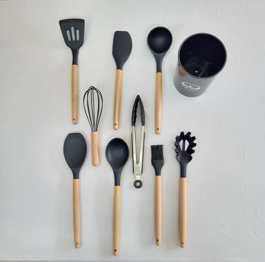 Set de 10 Utensilios de Cocina Lina con Soporte, Silicona Negra y Mango Madera