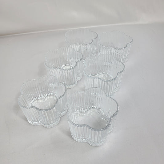 Set de 6 Bowls de Cristal Transparente con Forma de Flor y Estrías Verticales