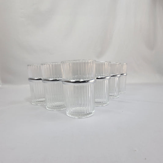Set de 12 Vasos de Cristal con Estrías Verticales y Borde Plateado