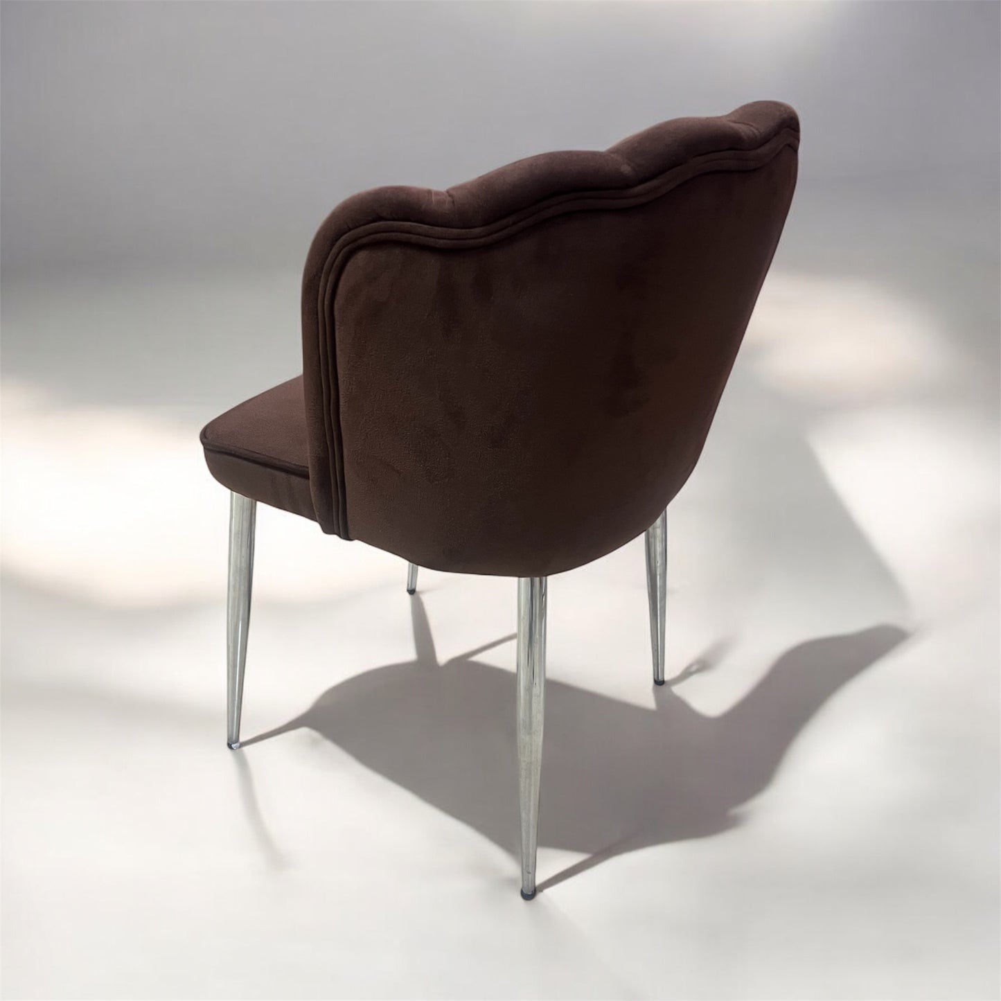 Silla terciopelo MARRON, metal plateado