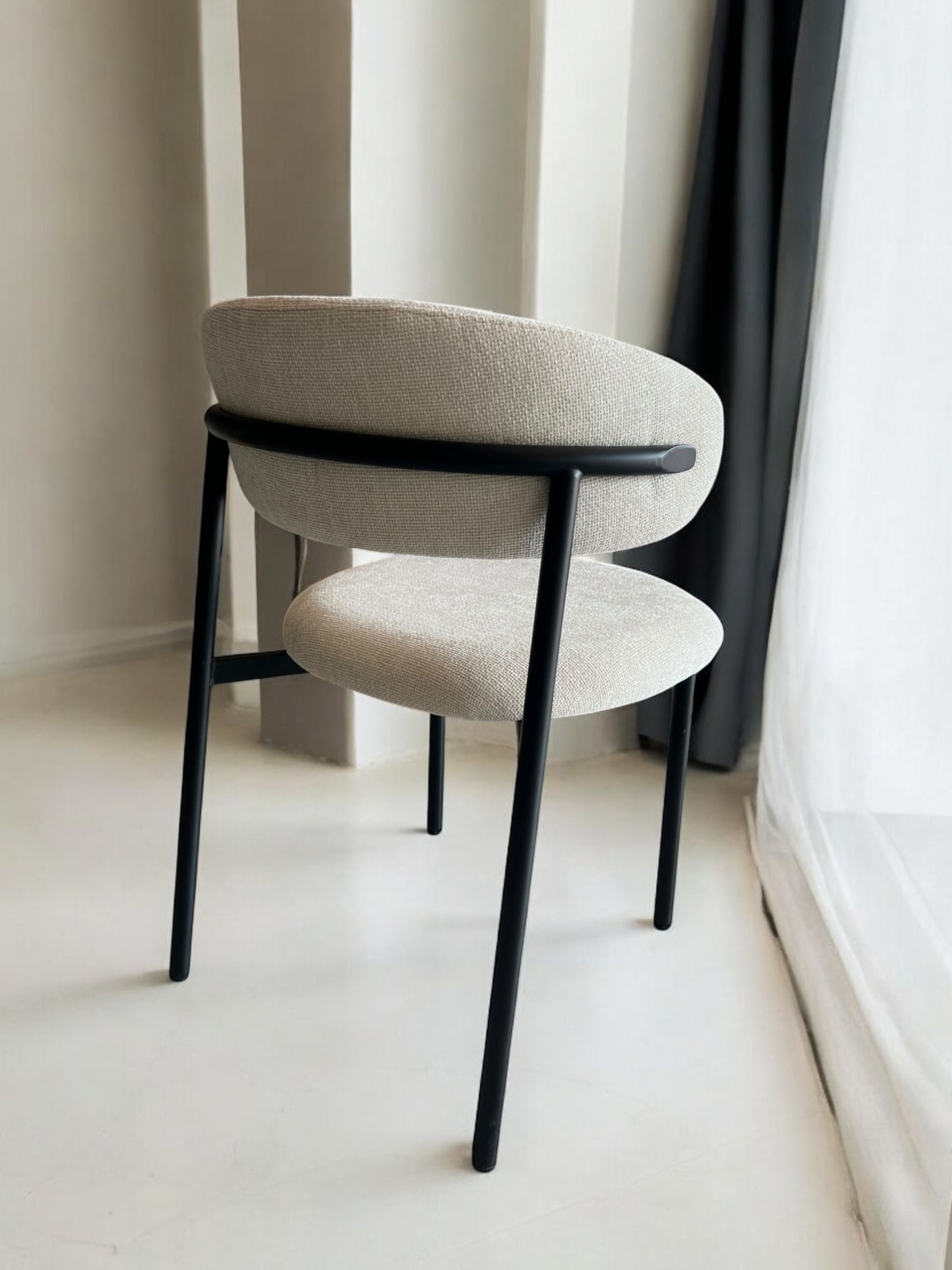 Silla madera DT-KC005 Tela Beig Patas Negro