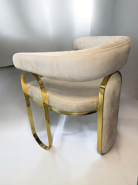 Silla terciopelo modelo Merkure12 color beig, patas de metal dorado