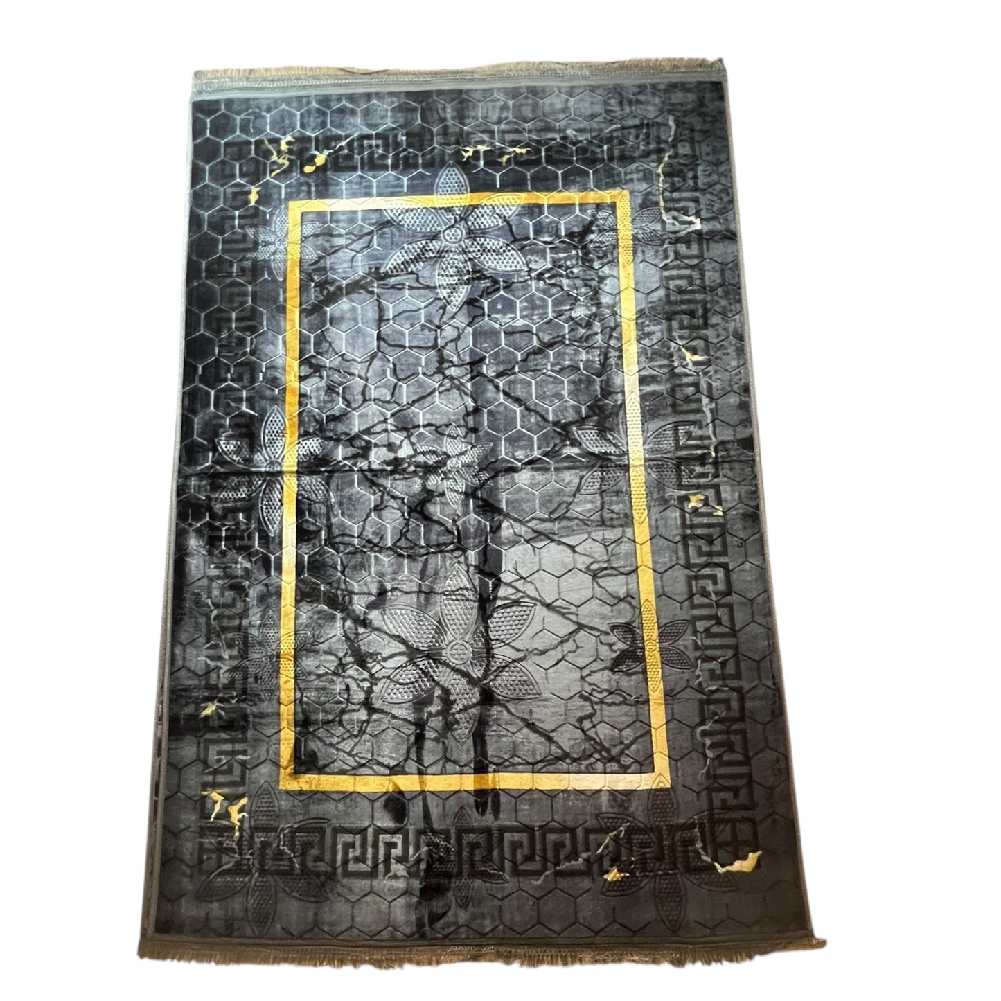 Alfombra Clásica Gris y detalles Dorados con Cenefa Negra de Inspiración Oriental – Estilo Árabe