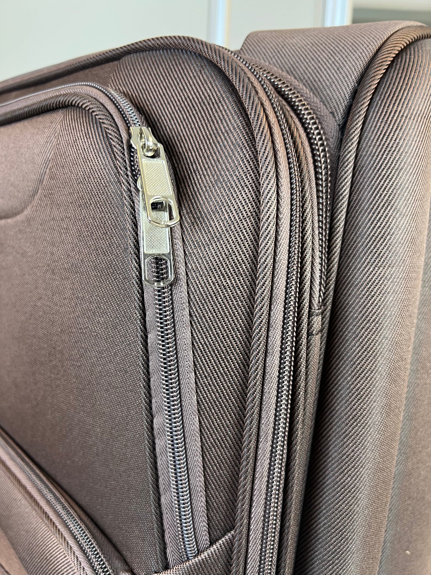 ✈️ Pacote com 3 Malas Resistentes e Elegantes – Viaje com Estilo e Segurança - COR MARROM