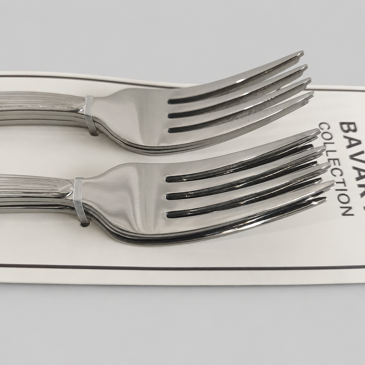 🍴 Set de 6 Tenedores de Mesa con Mango Texturizado – Acabado Plateado