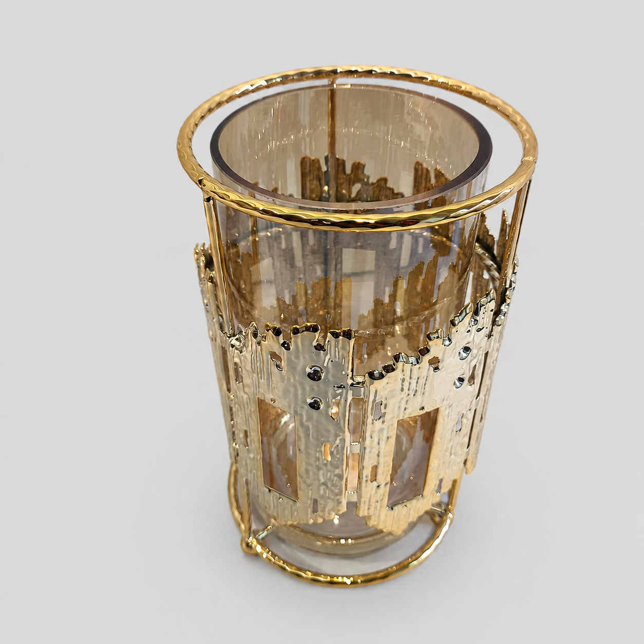 Portavelas Decorativo de Cristal Ámbar con Estructura Dorada y Plateada