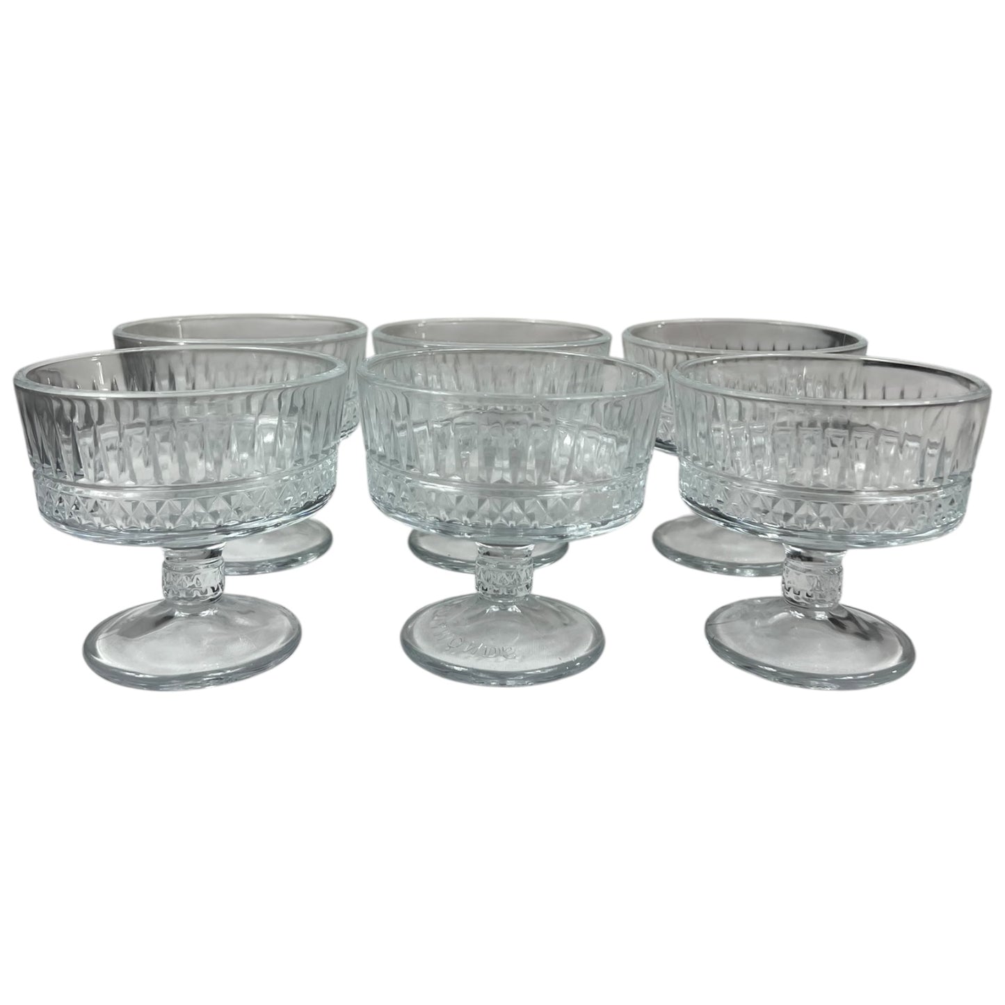 🍸 Set de 6 copas de cristal grabado para postre — elegancia y tradición en cada detalle