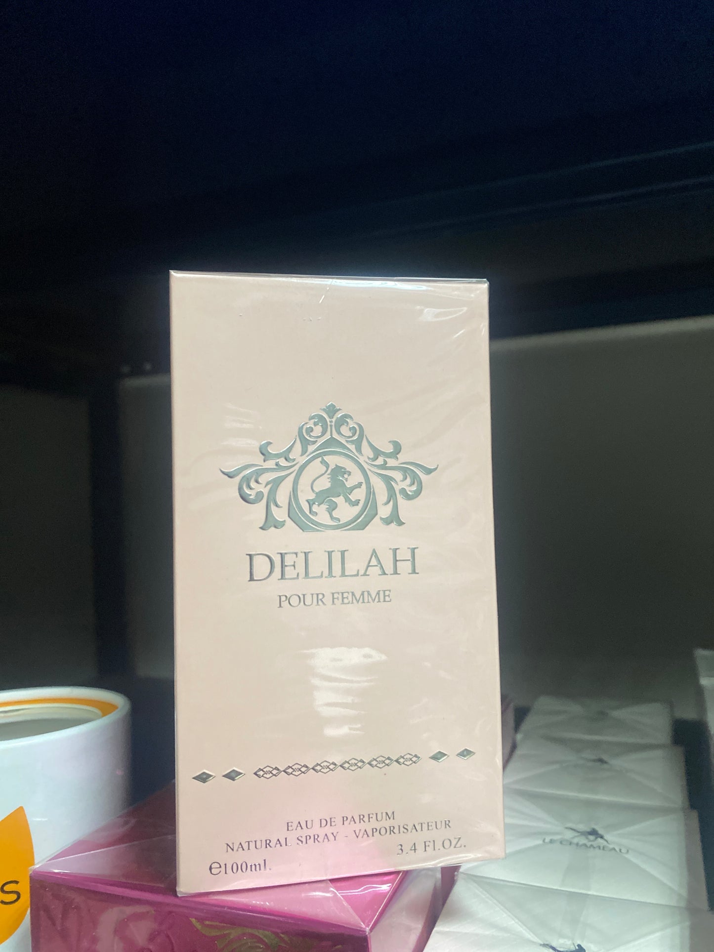 DELILAH Para mulher MAISON ALHAMBRA Perfumes - Majestic Oriental Elegance