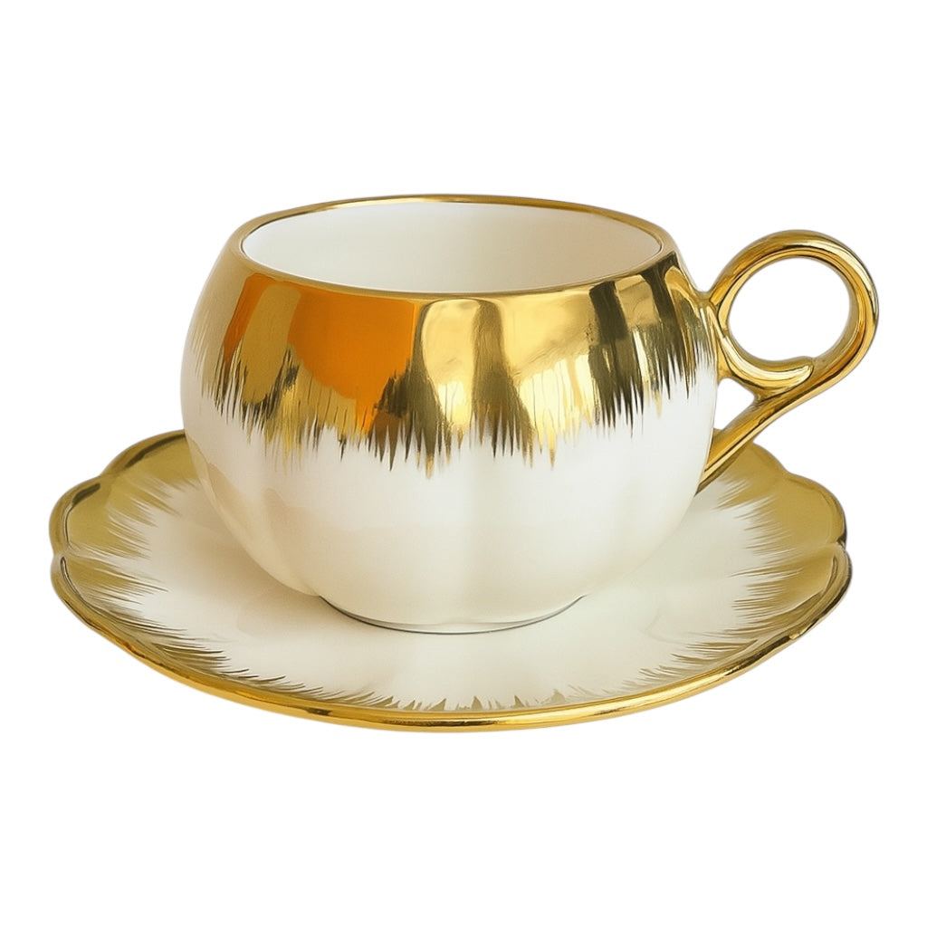 🌟 Conjunto de 6 xícaras com pires – Design em degradê dourado