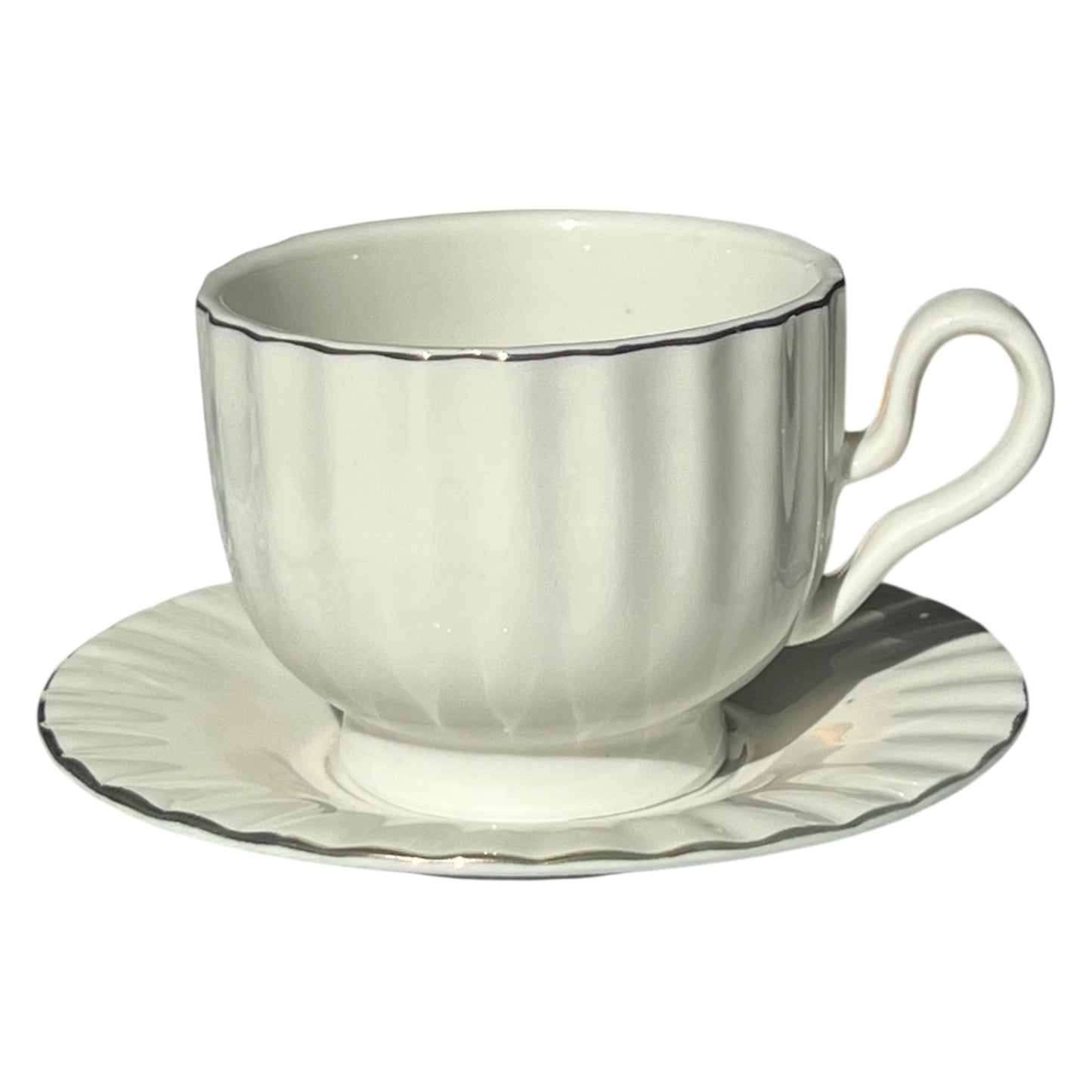 Set de 6 tazas con plato – Porcelana blanca con filo plateado