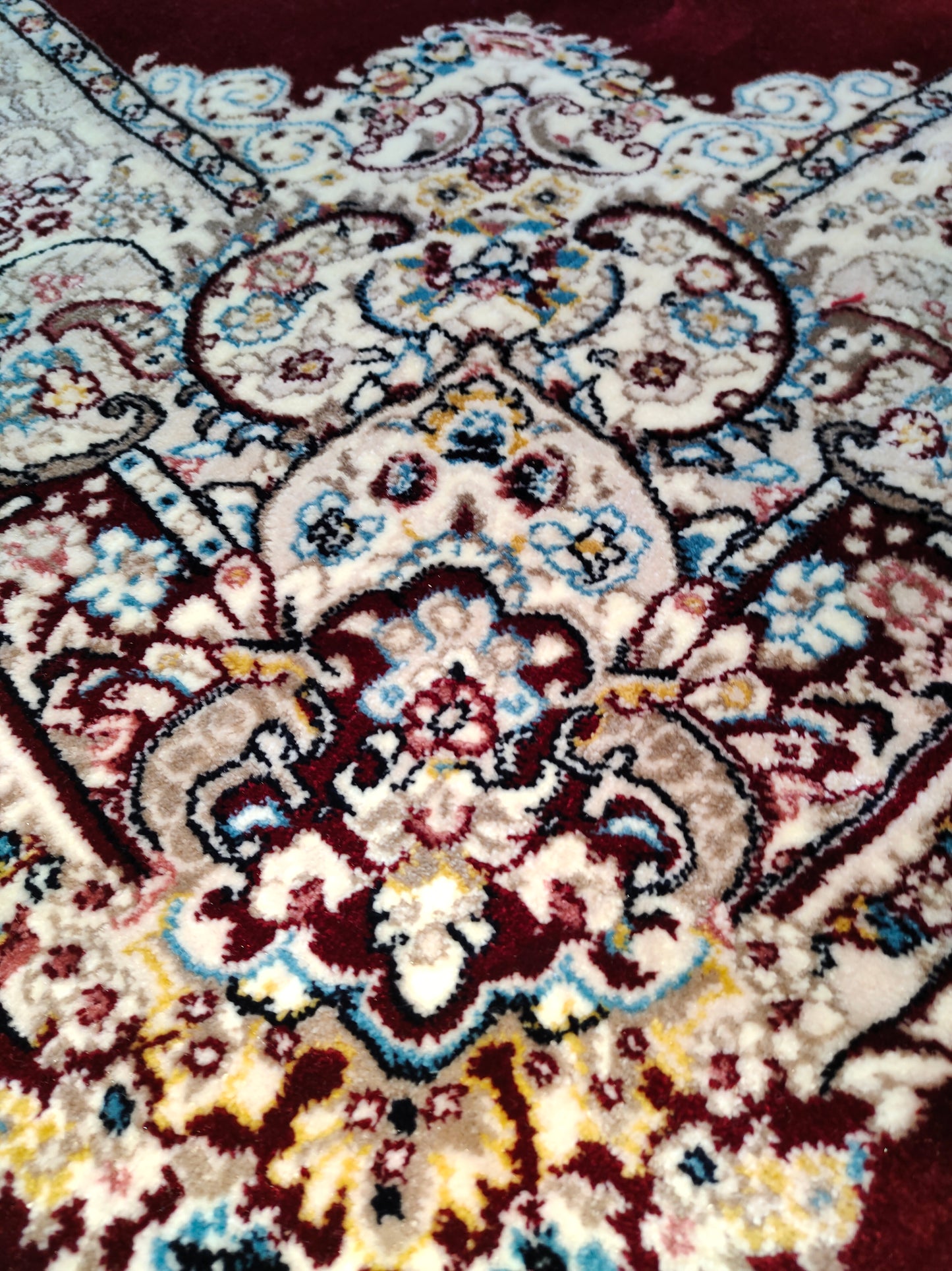 Alfombra Diseño Turca Roja con Detalles en Rojo – Fabricada en Turquía, Estilo Clásico Oriental