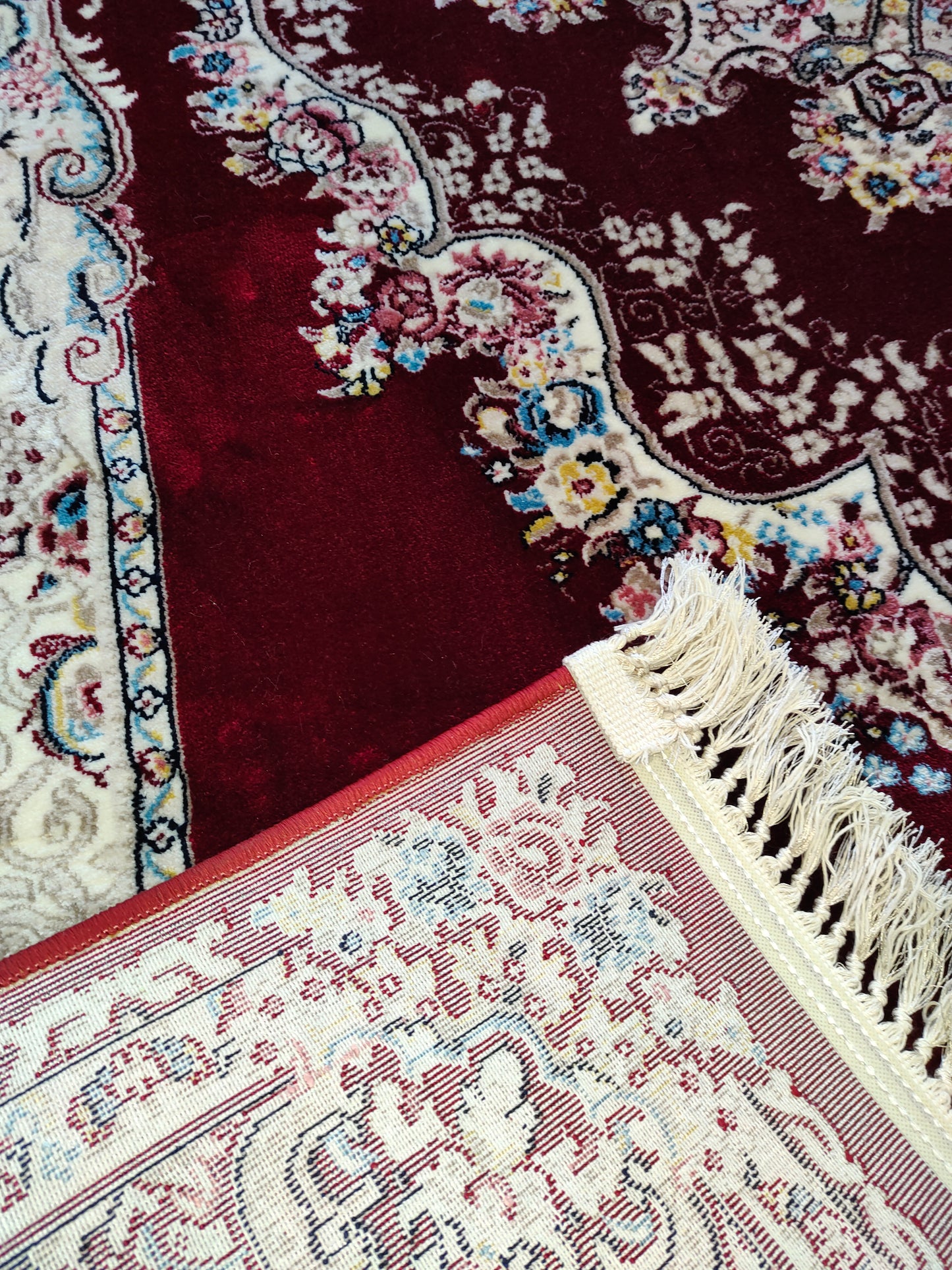 Alfombra Diseño Turca Roja con Detalles en Rojo – Fabricada en Turquía, Estilo Clásico Oriental