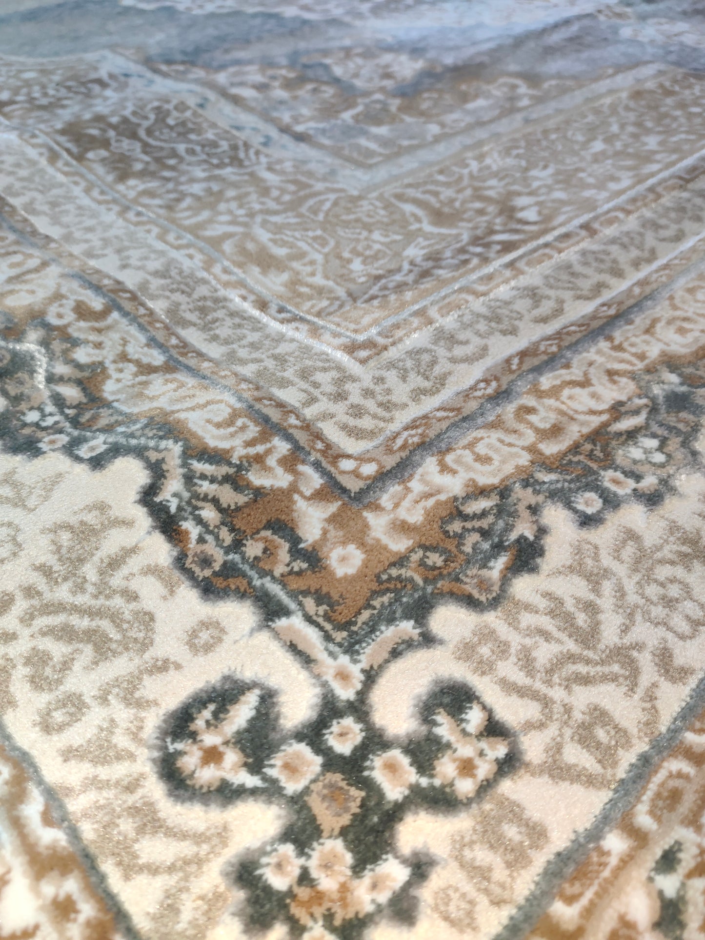 Alfombra Diseño Rabatia Gris con Detalles en Gris – Inspiración Marroquí Moderna