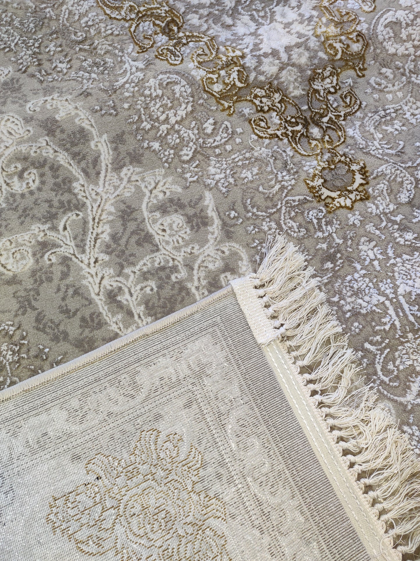 Alfombra Diseño Arabia Beige Claro con Detalles en Crema – Estilo Suave y Luminoso de Oriente Medio