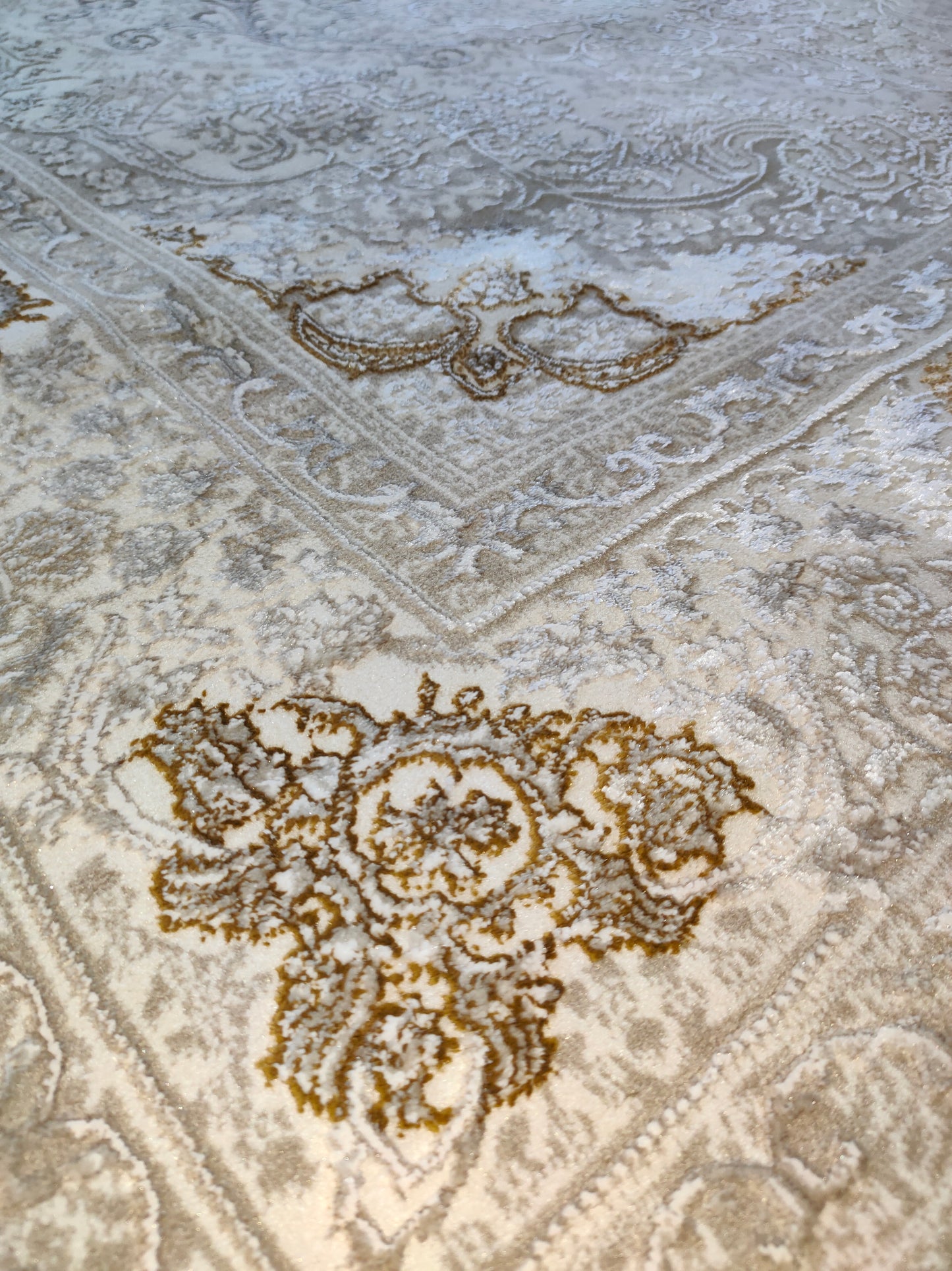 Alfombra Diseño Arabia Beige Claro con Detalles en Crema – Estilo Suave y Luminoso de Oriente Medio