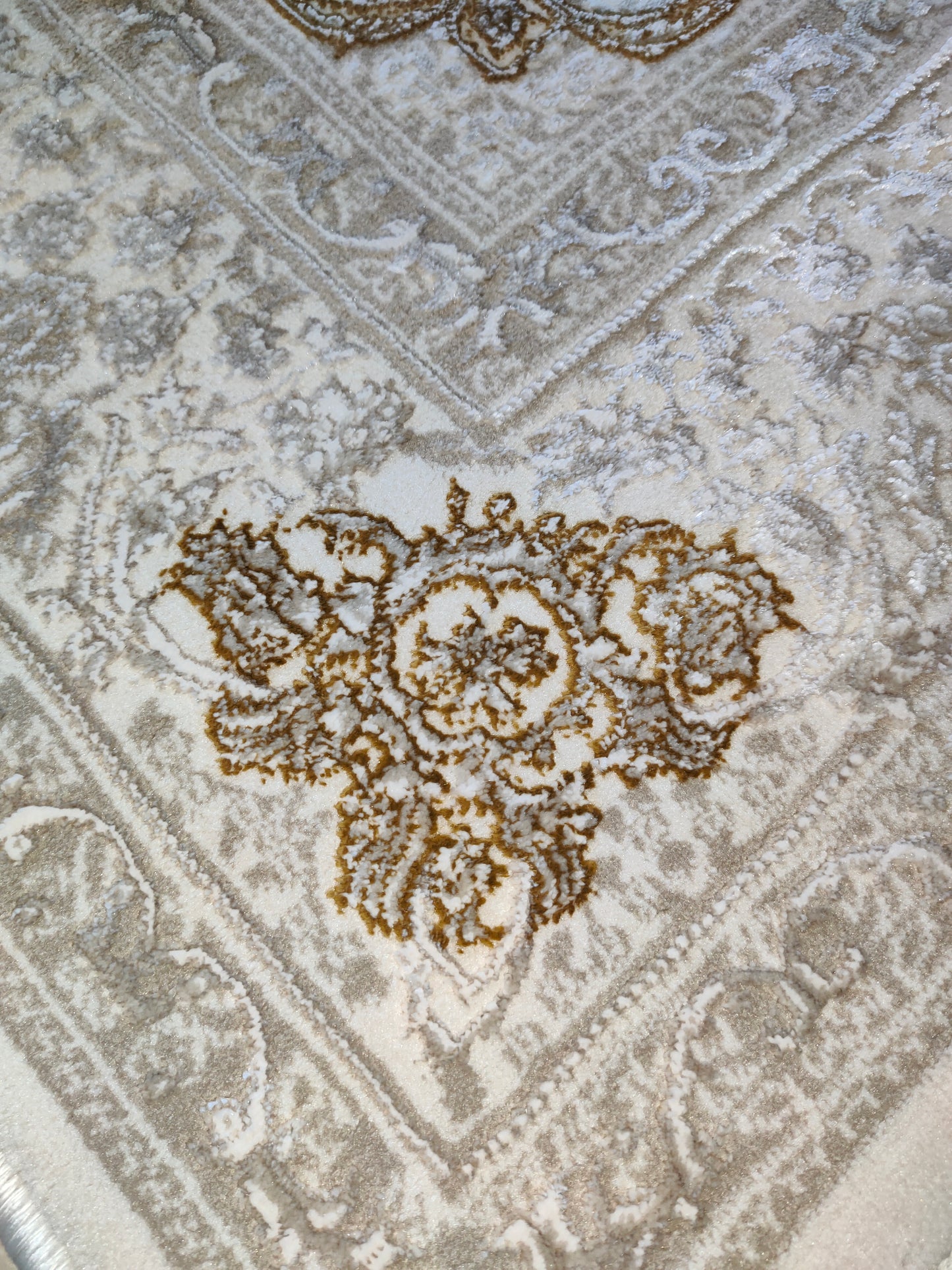 Alfombra Diseño Arabia Beige Claro con Detalles en Crema – Estilo Suave y Luminoso de Oriente Medio