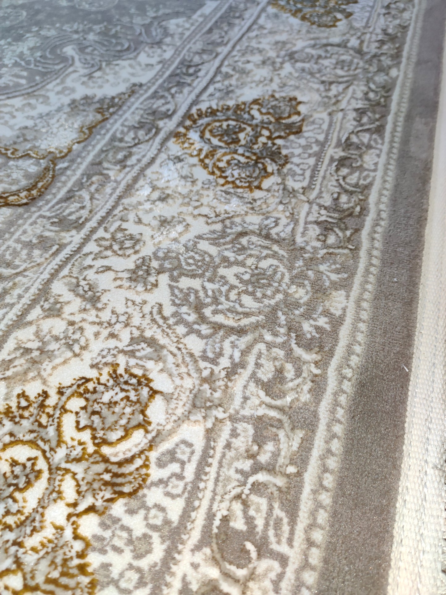 Alfombra Diseño Arabia Marrón con Detalles en Crema – Tonos Cálidos y Acogedores