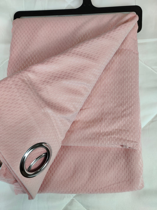 High Quality Velvet Curtains, Checkered Pattern – Pink