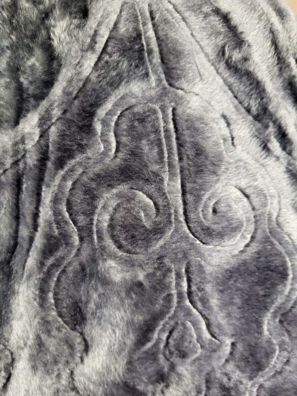 Manta Raschel 220 x 240 cm – 2 kg – 100% Poliéster