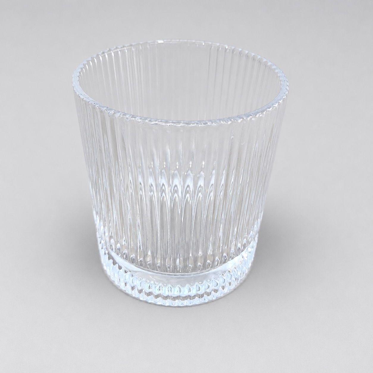 Set de 6 Vasos Bajos de Cristal con Relieve – Elegantes y Resistentes para Bebidas, Refrescos y Zumos