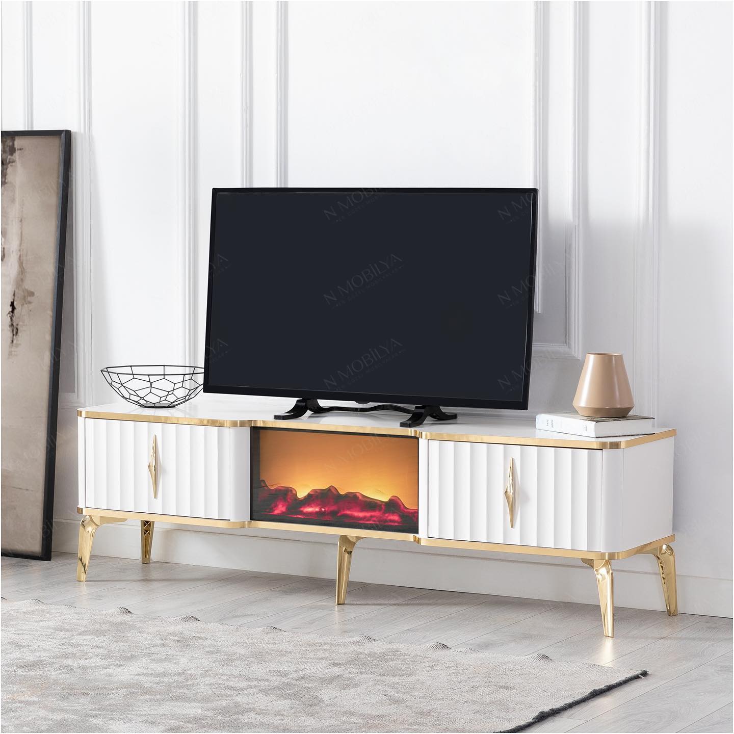 Mesa de TV con chimenea digital - COLOR BLANCO CON DETALLES EN DORADO