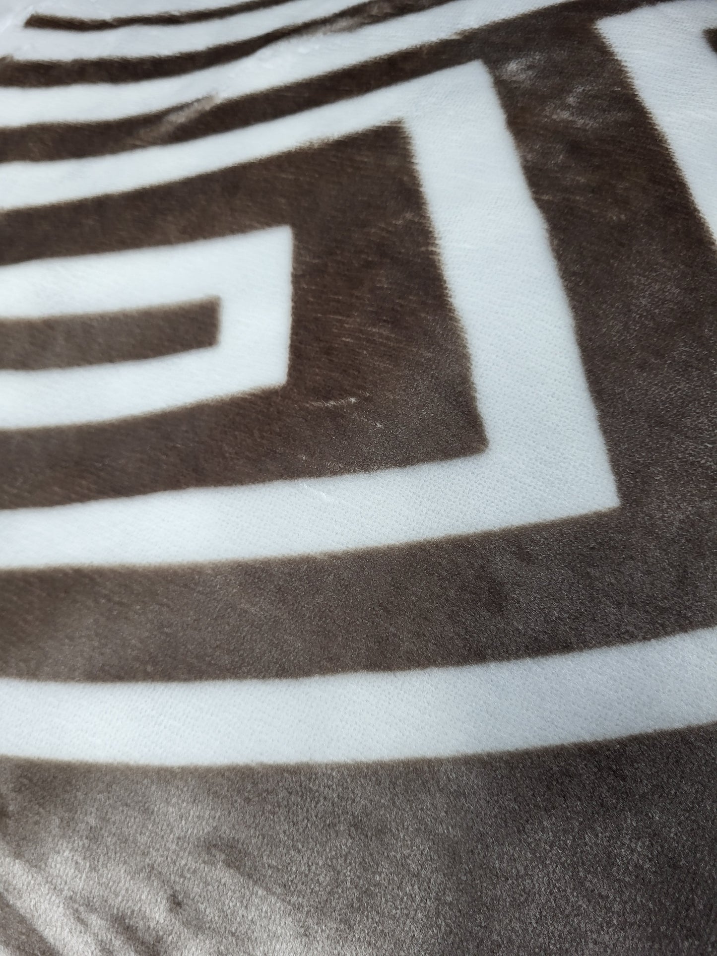 Manta Súper Suave 2-Ply ALZALUX 220×240 cm – 3,5 kg (4 colores) - CAMEL