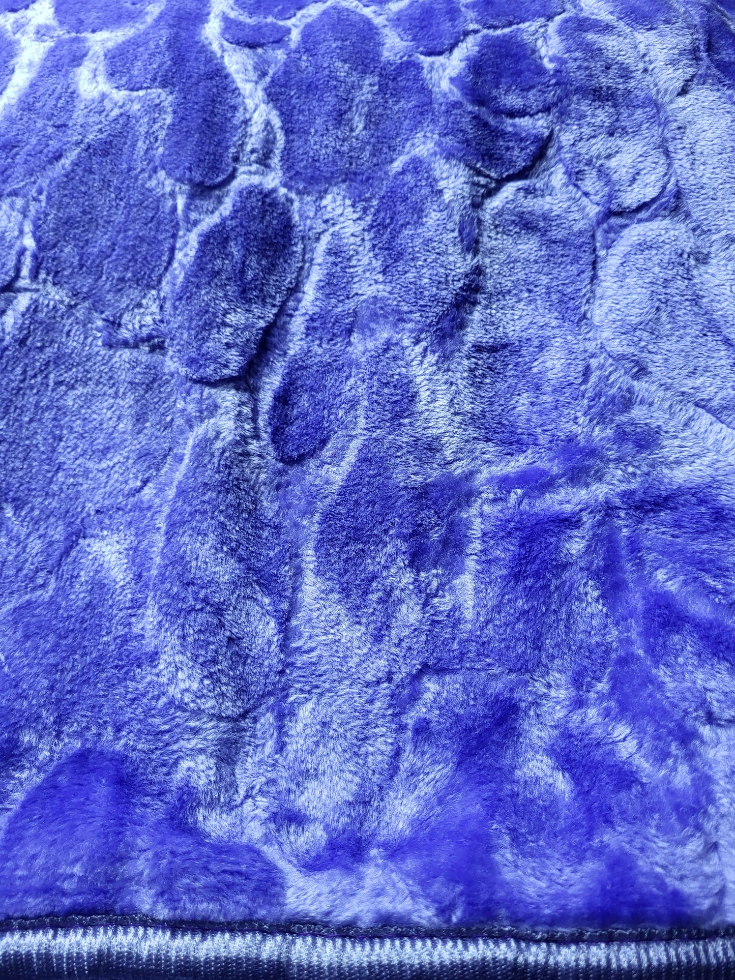 Manta Raschel 220 x 240 cm – 2 kg – 100% Poliéster