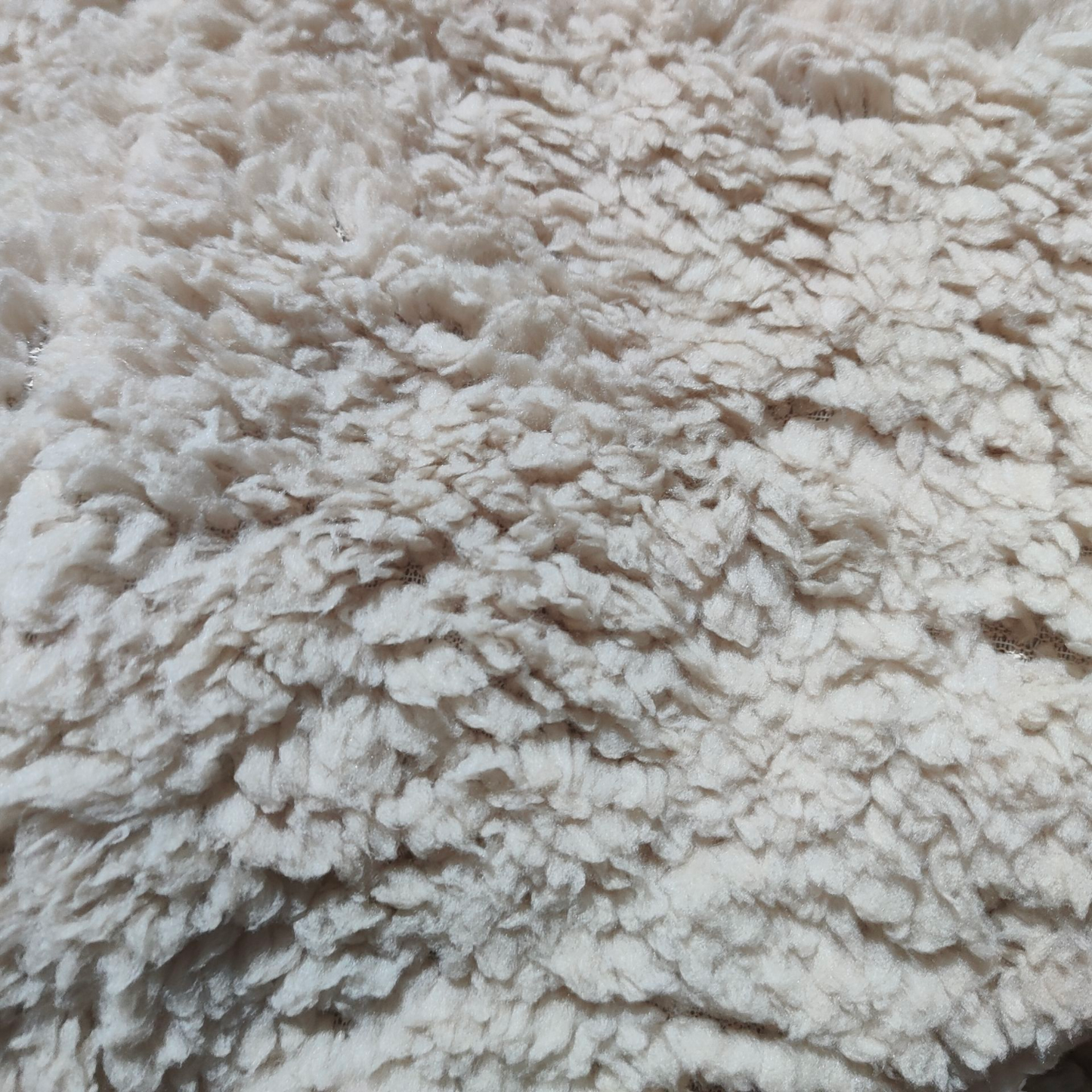 Edredón Comforter Polar con Sherpa COLOR BEIGE – MODELO Ondas de Cristal - 240 x 260 cm (POLAR 15)