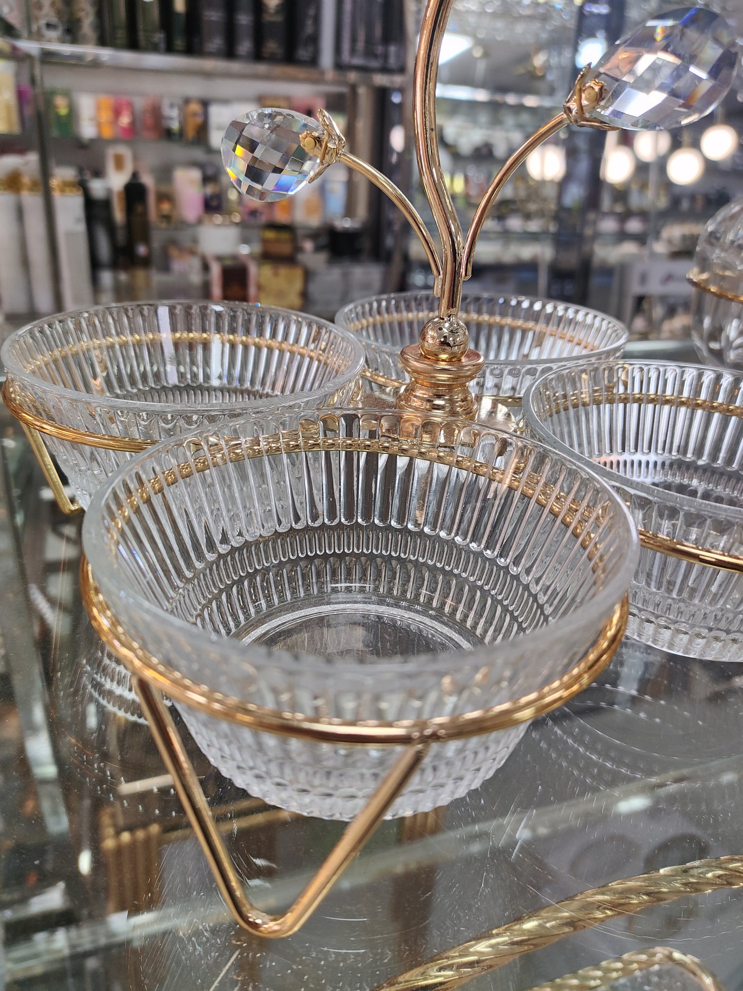 Soporte con dos vasos pequeños