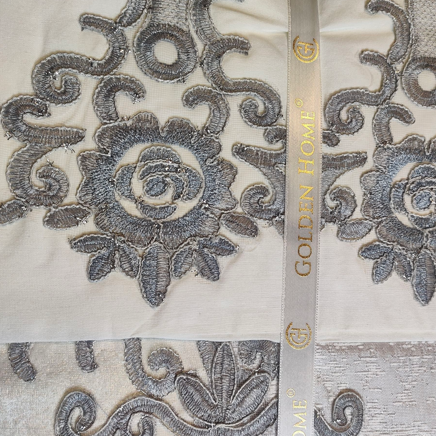 Juego de Cama para Novias "Clouds" – Elegancia y Diseño Clásico - COLOR GRIS