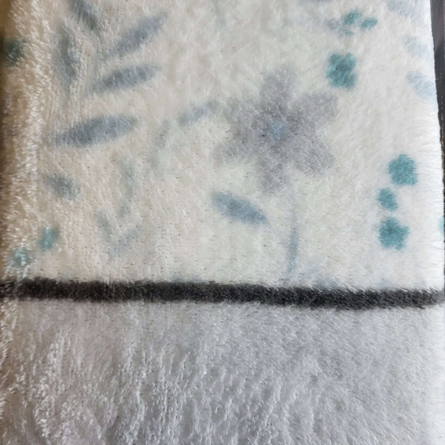 Juego de Sábanas Coralina Premium – Invierno, 3 Piezas, Extra Suaves y Térmicas – Estilo Moderno (Camas 90/135/150)