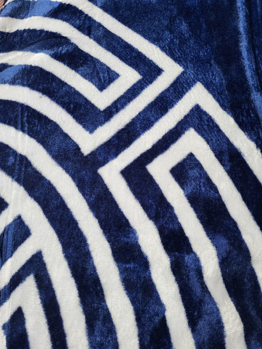 Manta Raschel 220 x 240 cm – 2 kg – 100% Poliéster