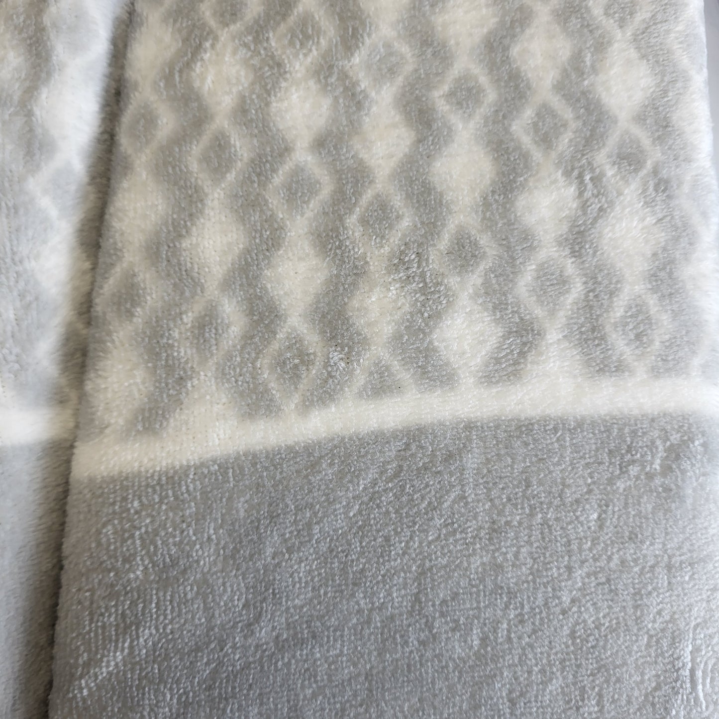 Juego de Sábanas Coralina Premium – Invierno, 3 Piezas, Extra Suaves y Térmicas – Estilo Moderno (Camas 90/135/150)