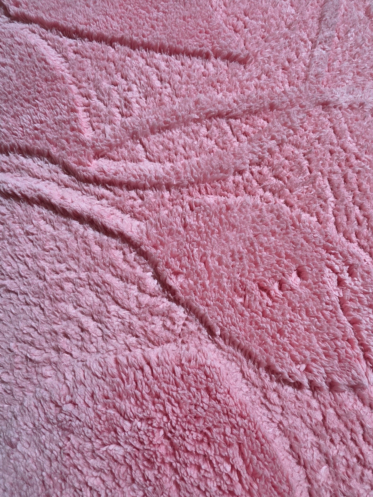 Edredón con Borrego Modelo Hojas en Relieve – 230 x 250 cm - COLOR ROSA