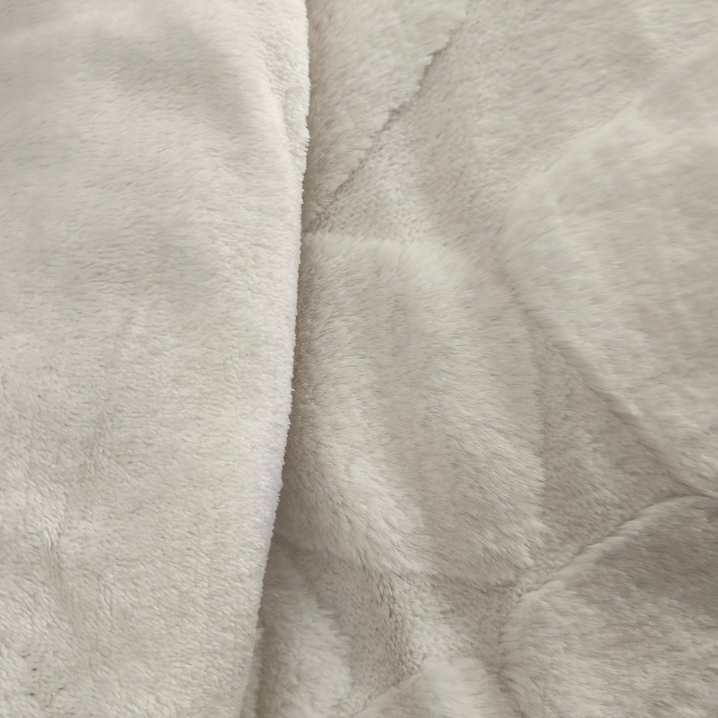 Edredón Modelo PIEDRA – 230 x 250 cm - COLOR BEIGE