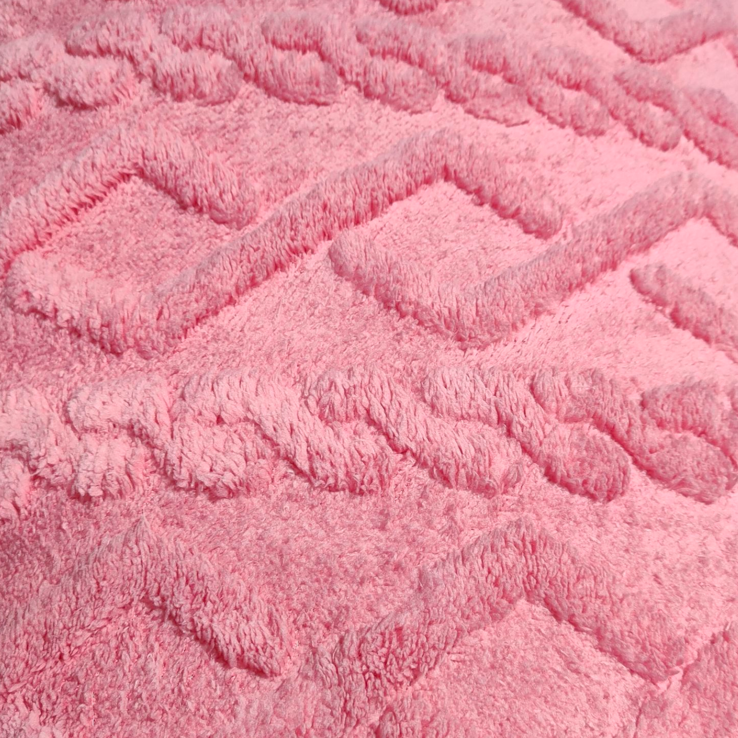 Edredón con Borrego Modelo Trenzas – 230 x 250 cm - COLOR ROSA