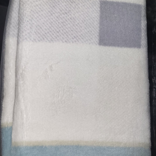 Juego de Sábanas Coralina Premium – Invierno, 3 Piezas, Extra Suaves y Térmicas – Estilo Moderno (Camas 90/135/150)