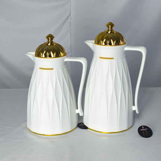 Juego de Jarras Térmicas Elegantes – Acabado Blanco con Tapa Dorada