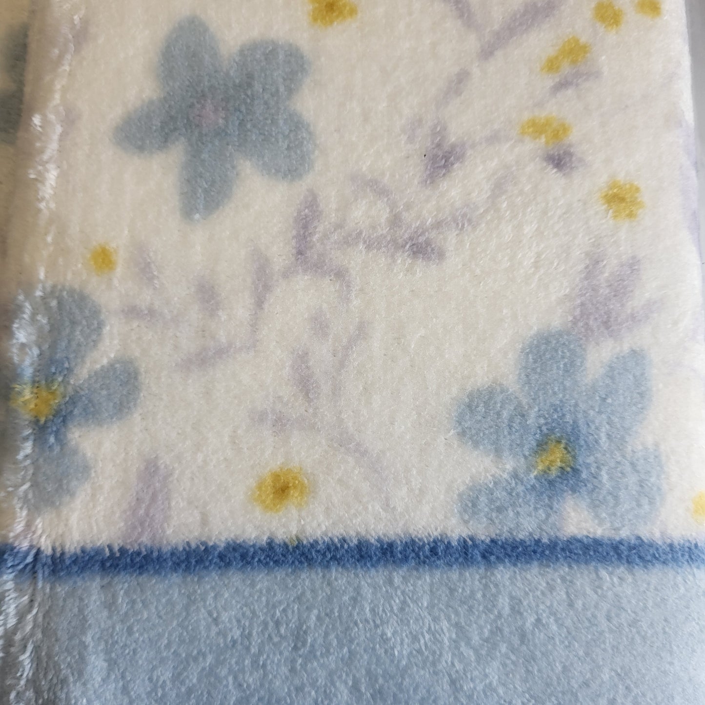 Juego de Sábanas Coralina Premium – Invierno, 3 Piezas, Extra Suaves y Térmicas – Estilo Moderno (Camas 90/135/150)