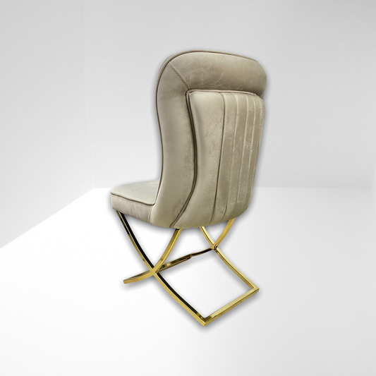 Cadeira de Jantar de Luxo Modelo "Madrid" - Estofamento Bege V-03 e Pernas Douradas ✨