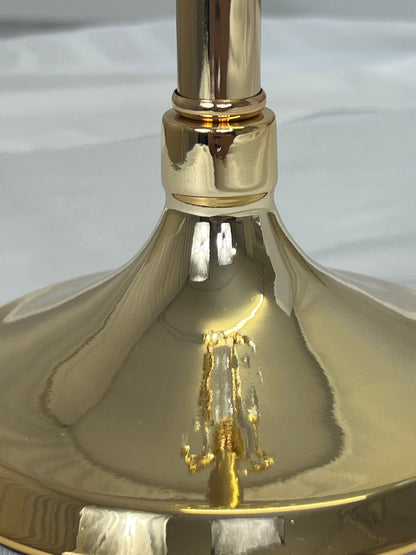 🕯️ Candelabro Imperial Dorado con Detalles de Cristal – 44 cm