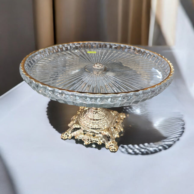 Tabuleiro de vidro elevado com base dourada — Fruteira ou centro de mesa de luxo