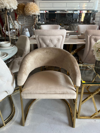 🤍✨ Silla BIEN 12 en MARFIL / BEIGE con BASE DORADA — G lam Premium ✨🪞