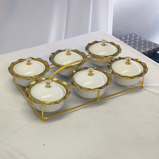 Set de 6 Contenedores de Porcelana con Tapa y Base Dorada – Condimentero Elegante para Mesa y Cocina