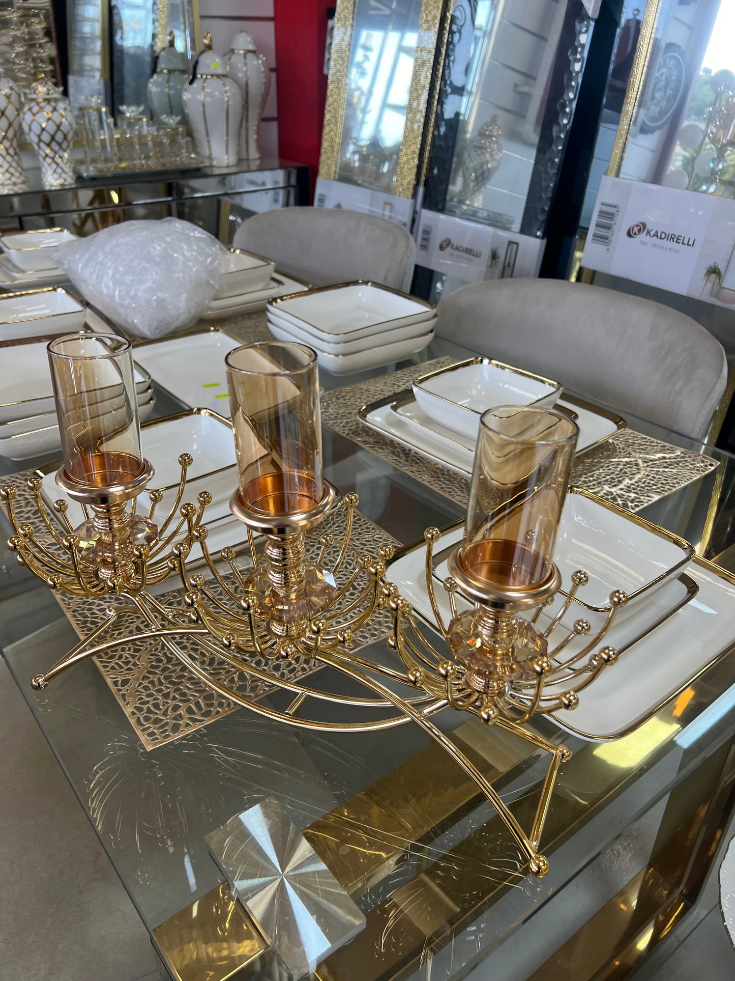 Candelabro doble clásico (dorado)