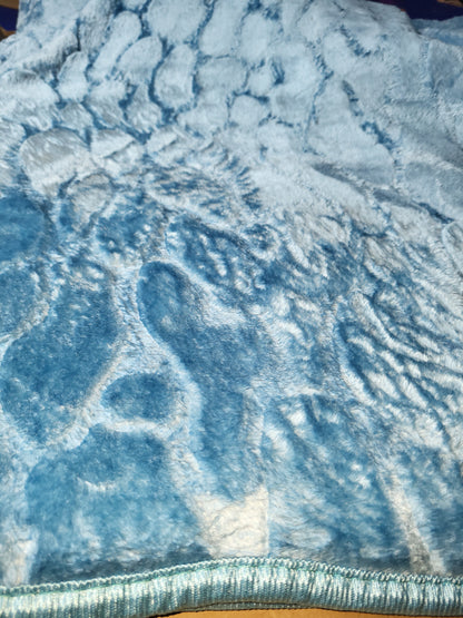 Manta Raschel 220 x 240 cm – 2 kg – 100% Poliéster