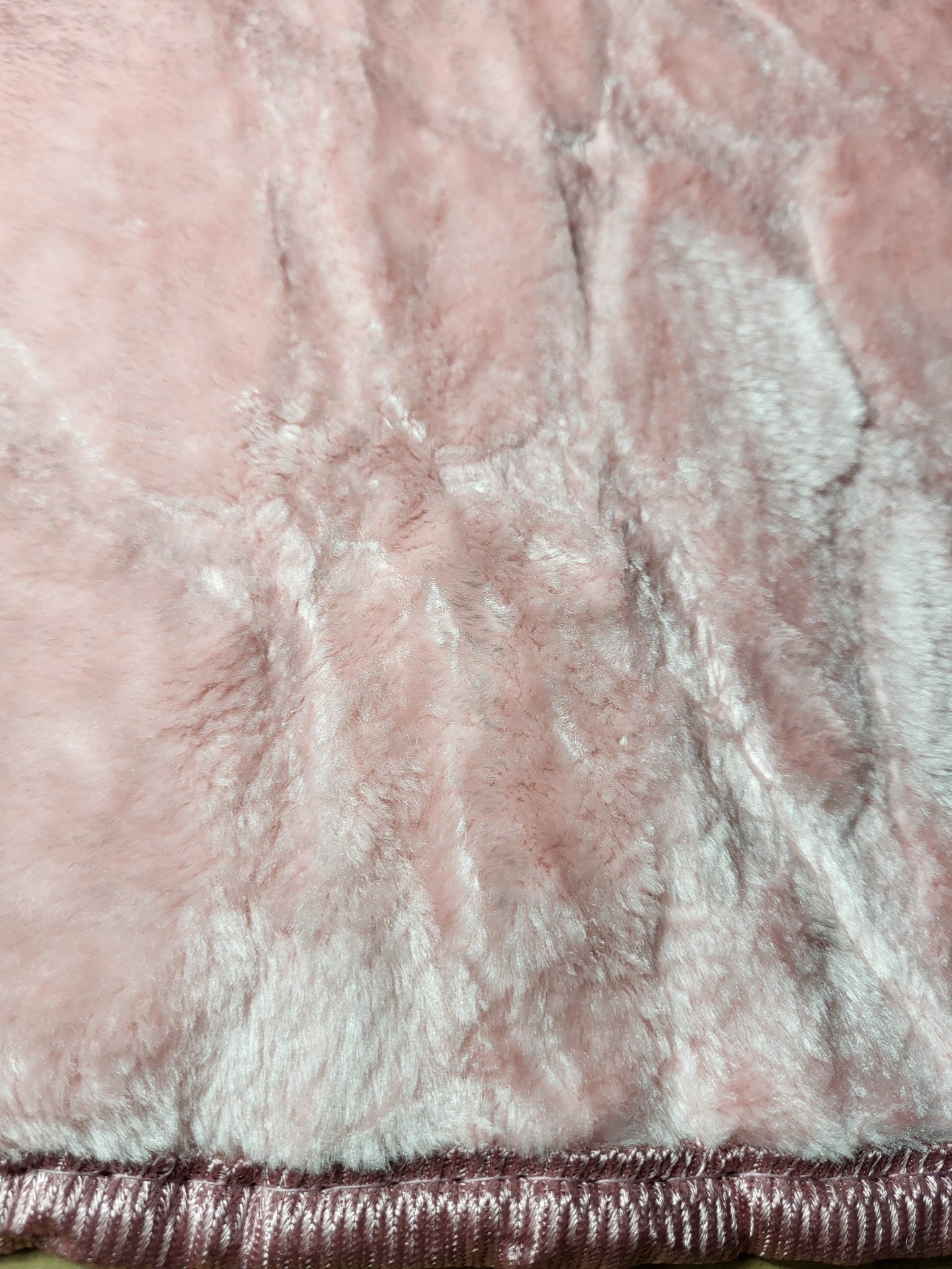 Manta Raschel 220 x 240 cm – 2 kg – 100% Poliéster