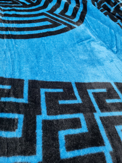 Manta Raschel 220 x 240 cm – 2 kg – 100% Poliéster