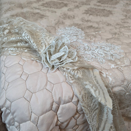 Conjunto de cama Hayal Luxury – Colcha acolchoada com renda – Cappuccino